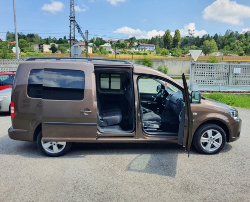 VW CADDY MAXI 7. MIESTNA 1.6 CR TDI